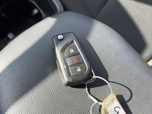 Used 2025 Toyota RAV4 LE image 22