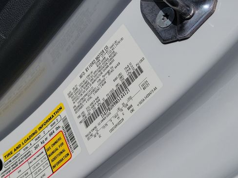 Used 2021 Ford Mustang Premium w/ Pony Package image 30