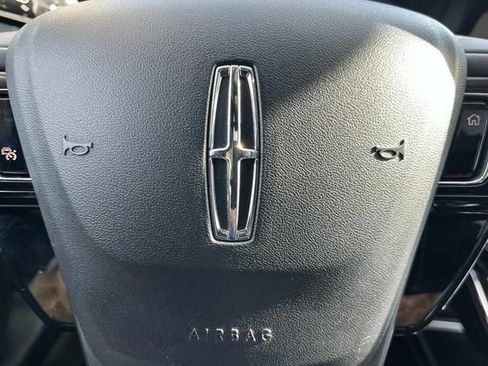 Used 2023 Lincoln Corsair Standard w/ Equipment Group 101A image 32