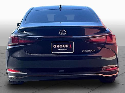 Used 2023 Lexus ES 300h F Sport w/ Accessory Package (Z2) FWD image 4