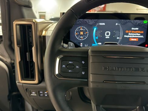 Used 2025 GMC Hummer EV 3X w/ Battery Pack, 24 Module Pack image 43