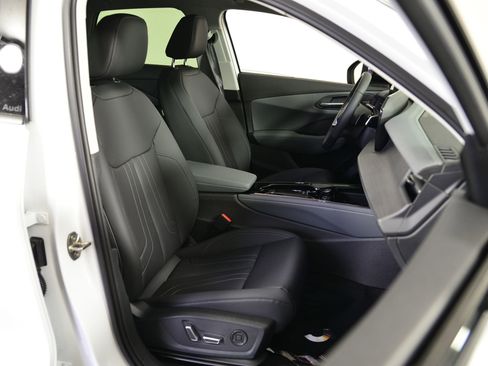 New 2026 Audi Q3 quattro 2.0T image 17