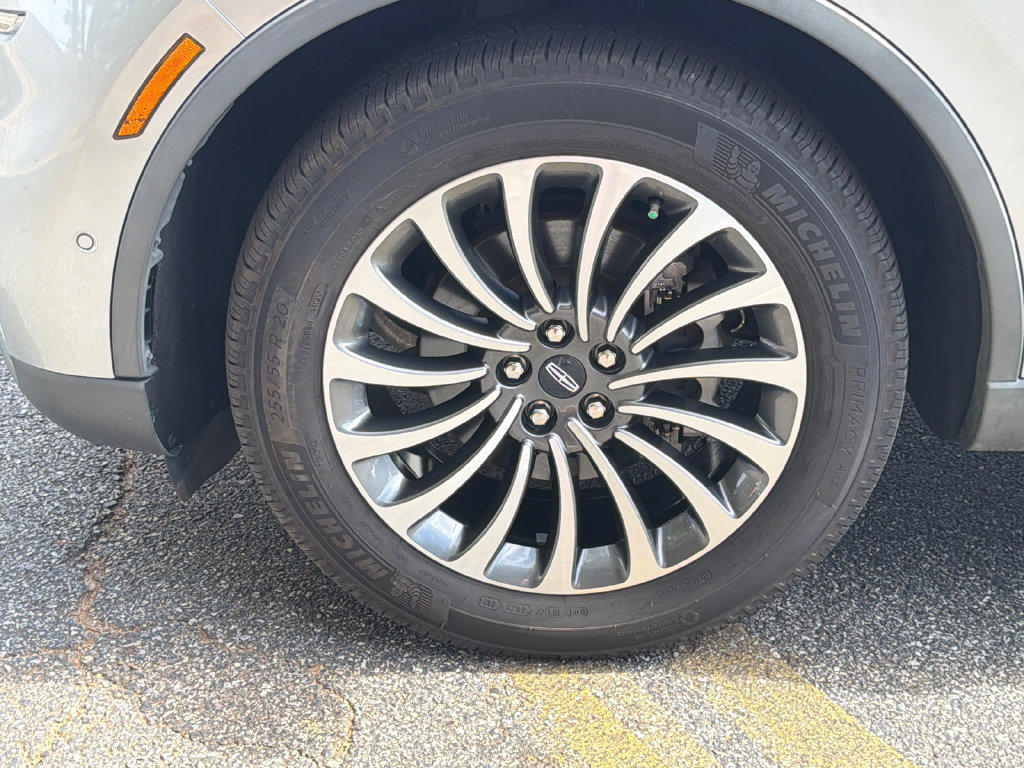 Used 2021 Lincoln Aviator Reserve w/ Equipment Group 201A RWD image 11