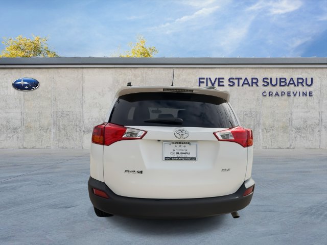 Used 2015 Toyota RAV4 XLE FWD image 7