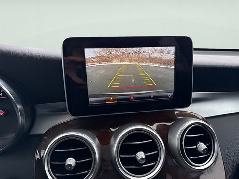 Used 2018 Mercedes-Benz GLC 300 GLC 300 image 24