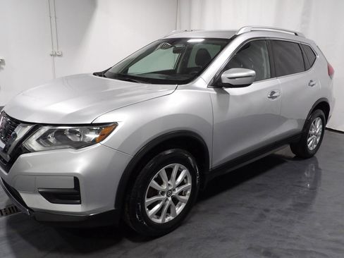 Used 2020 Nissan Rogue S w/ Special Edition Package image 3