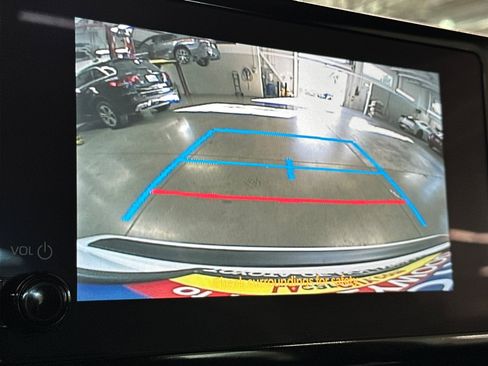 Certified 2023 Toyota Corolla SE image 18