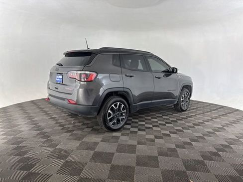 Used 2019 Jeep Compass Trailhawk AWD/4WD image 7