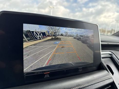 Used 2022 GMC Yukon SLT image 15