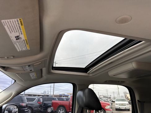 Used 2013 Chevrolet Tahoe LT image 25