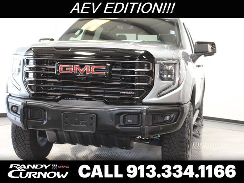 Used 2024 GMC Sierra 1500 AT4X w/ AT4X AEV Edition AWD/4WD image 1