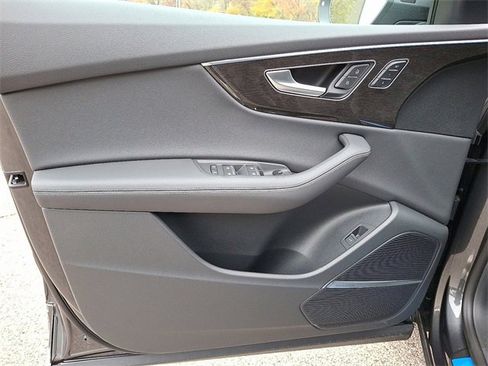 New 2026 Audi Q8 Premium Plus image 8