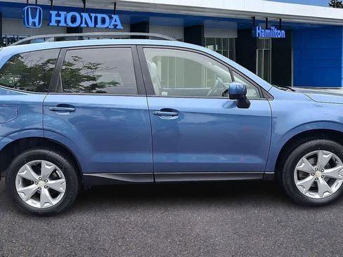 Used 2016 Subaru Forester 2.5i Premium AWD/4WD image 9