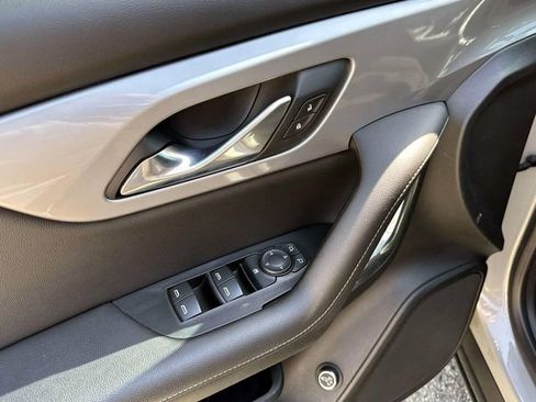 Used 2021 Chevrolet Blazer LT FWD image 16