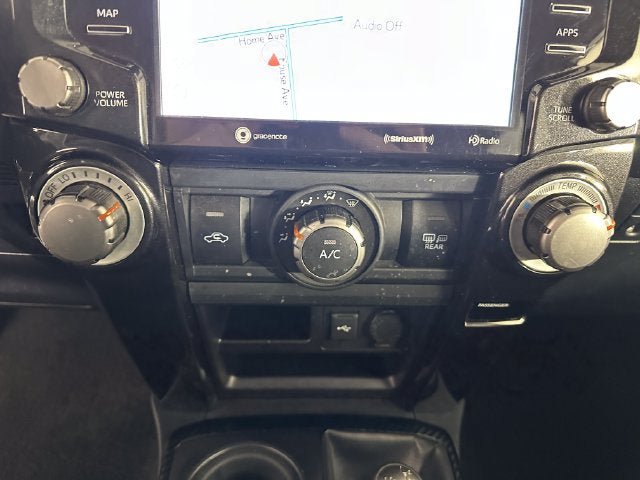 Used 2020 Toyota 4Runner TRD Off-Road AWD/4WD image 20