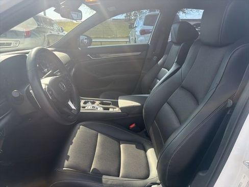 Used 2022 Honda Accord Sport image 12