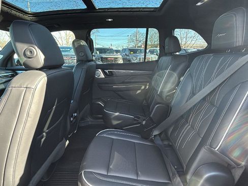 New 2026 Buick Enclave Avenir w/ Super Cruise Package image 29