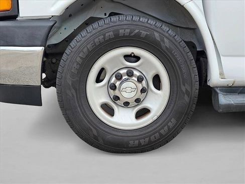 Used 2020 Chevrolet Express 3500 LT w/ LT Preferred Equipment Group image 23
