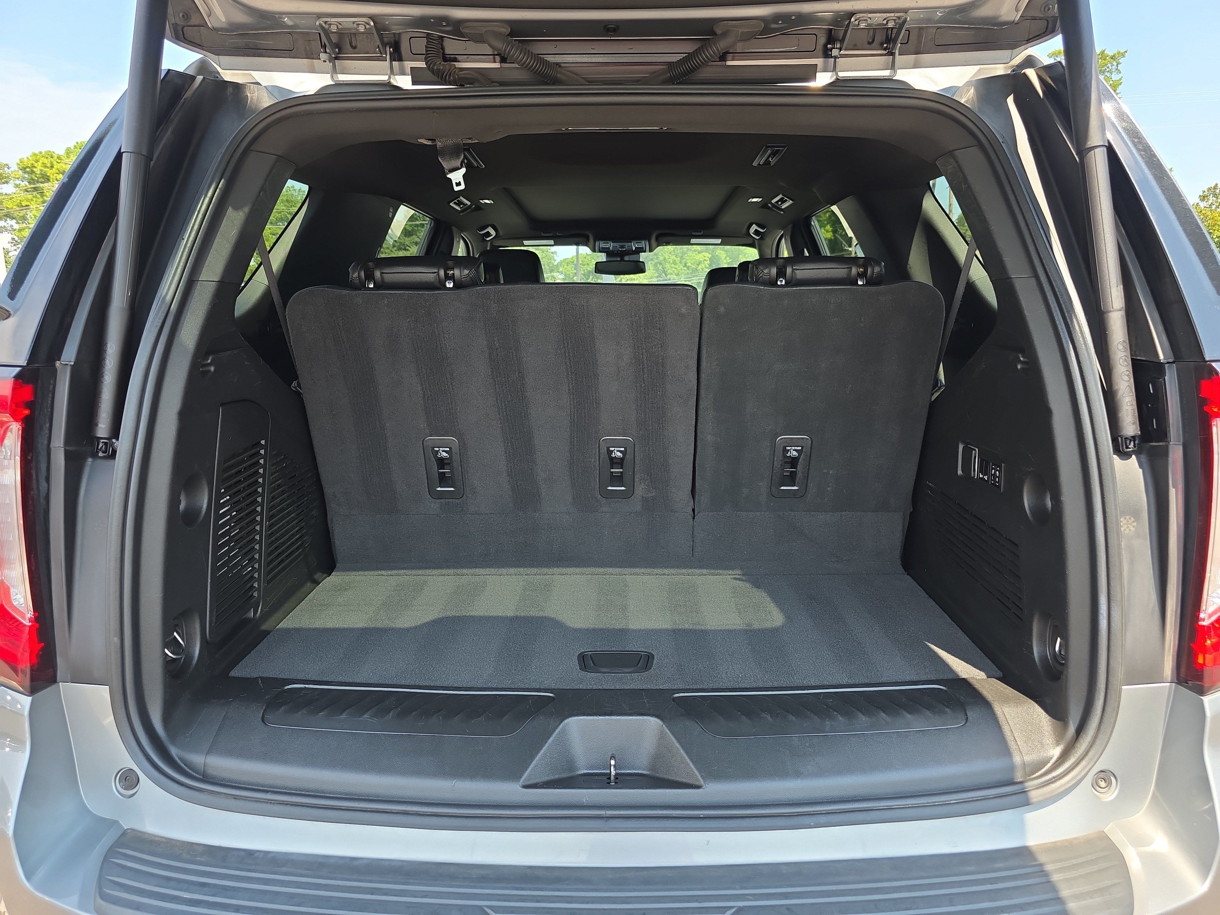Used 2023 GMC Yukon Denali AWD/4WD image 14