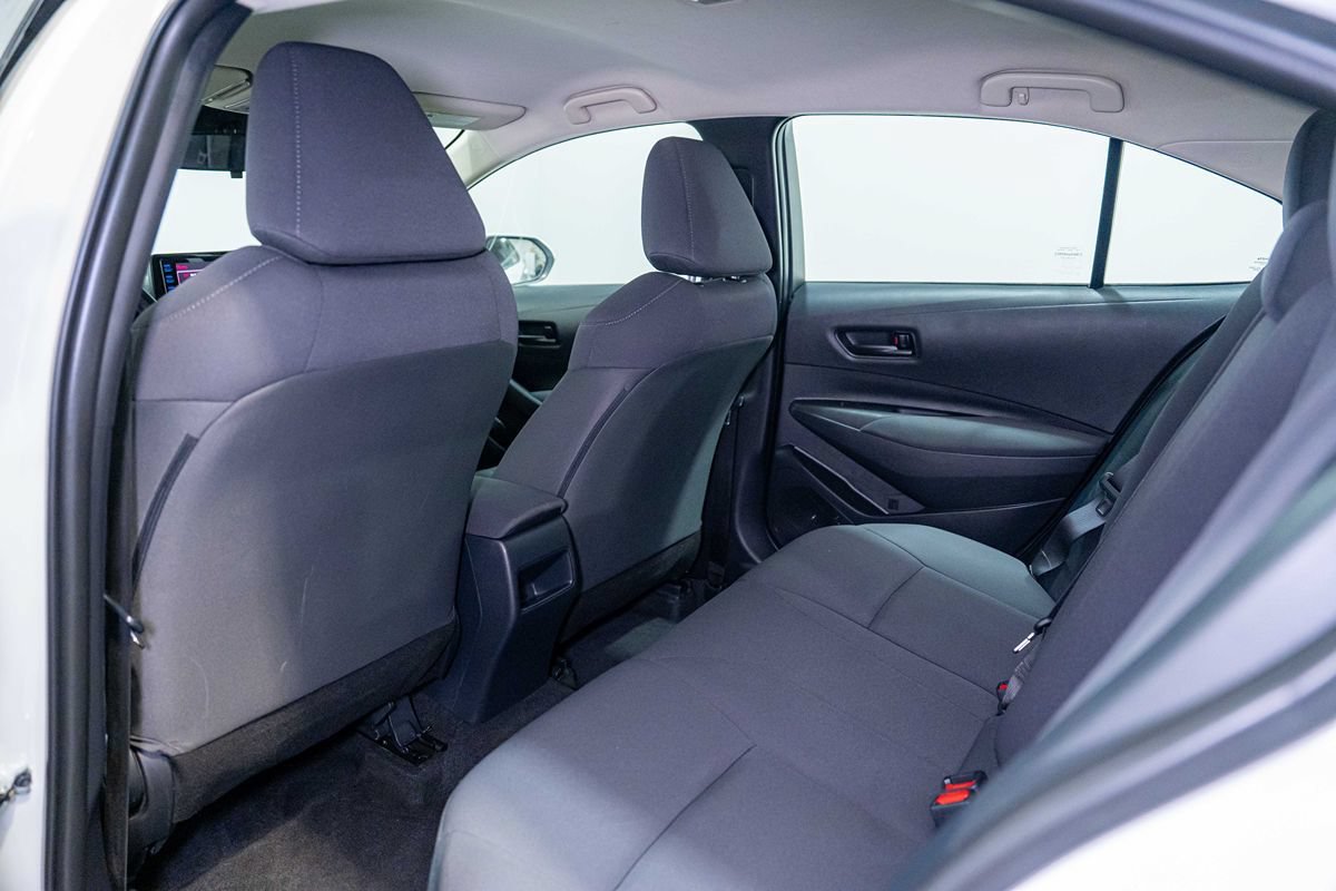 Used 2022 Toyota Corolla LE w/ LE Convenience Package FWD image 11