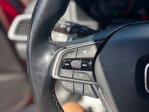 Used 2018 Honda Accord Sport image 11