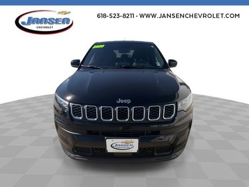 Used 2025 Jeep Compass Sport AWD/4WD image 3