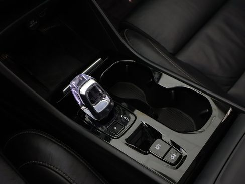 Used 2023 Volvo XC40 B5 Plus w/ Protection Package Premier image 55