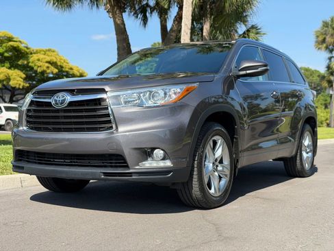 Used 2016 Toyota Highlander Limited Platinum AWD/4WD image 7