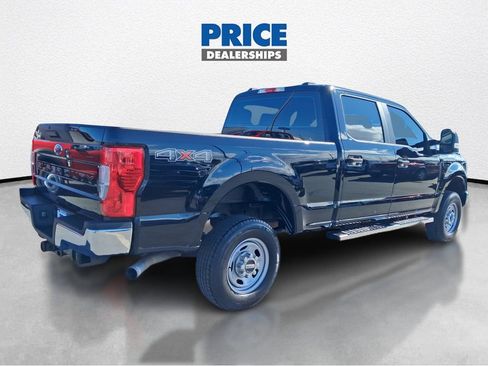 Used 2022 Ford F250 XL w/ Power Equipment Group AWD/4WD image 5
