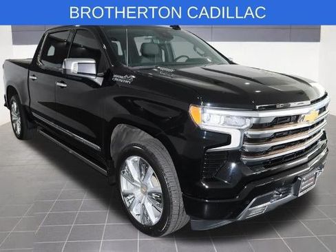 Used 2023 Chevrolet Silverado 1500 High Country w/ Technology Package AWD/4WD image 11