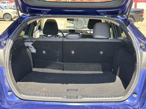 Used 2016 Toyota Prius Three w/ Advanced Technology Package FWD image 32