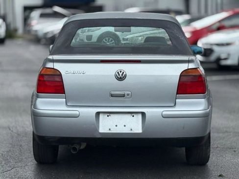 Used 2002 Volkswagen Cabrio GLX image 4