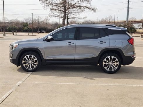 Used 2020 GMC Terrain SLT w/ Preferred Package image 4