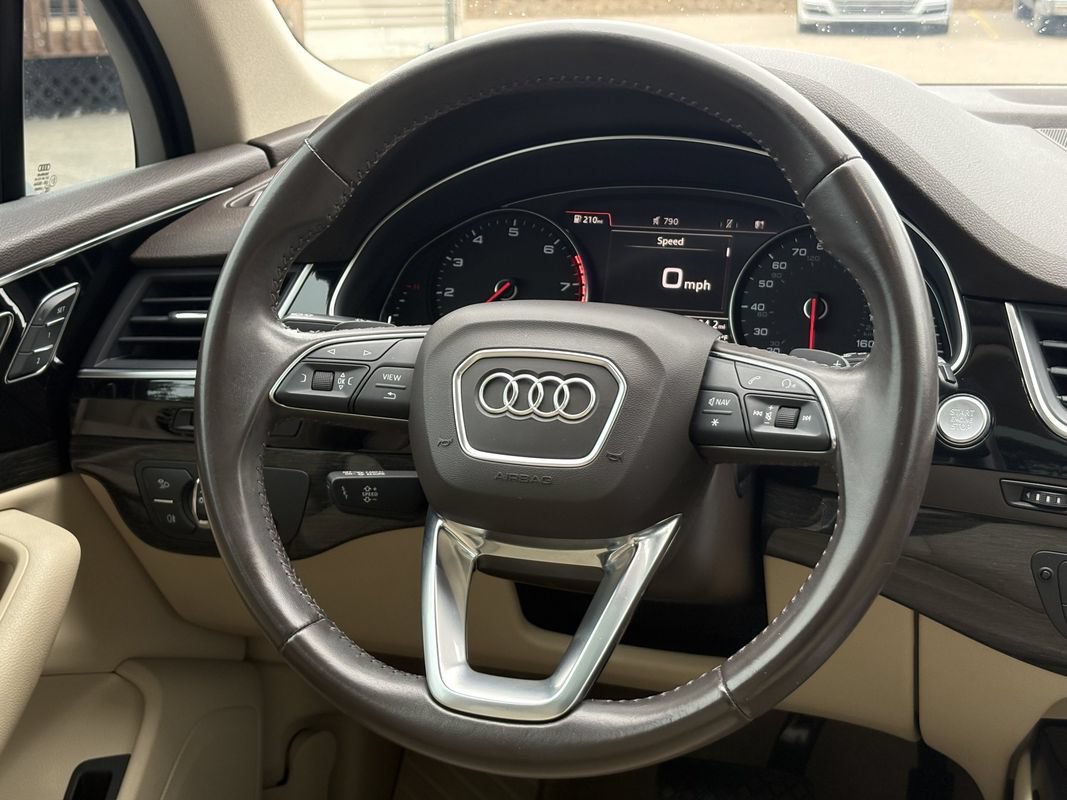 Used 2019 Audi Q7 3.0T Premium w/ Convenience Package AWD/4WD image 22