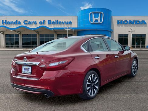 Used 2018 Nissan Altima 2.5 SL w/ 2.5 SL Technology Package FWD image 8