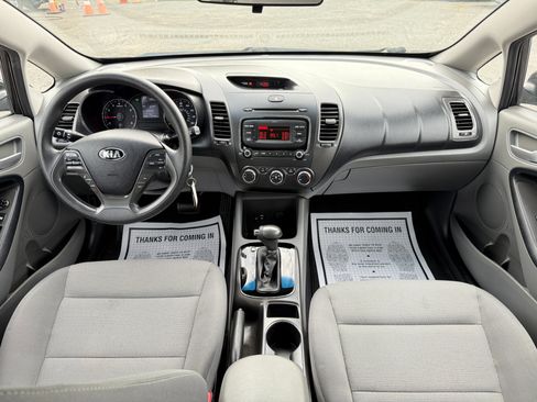 Used 2018 Kia Forte LX image 24