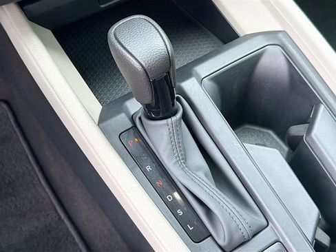 Used 2025 Honda Accord LX image 17