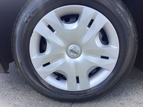 Used 2012 Nissan Versa 1.8 S w/ Plus Pkg FWD image 17
