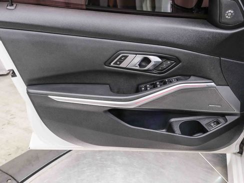 Used 2019 BMW 330i Sedan RWD image 25