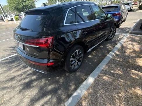 Used 2021 Audi Q5 2.0T Premium Plus w/ Premium Plus Package AWD/4WD image 6