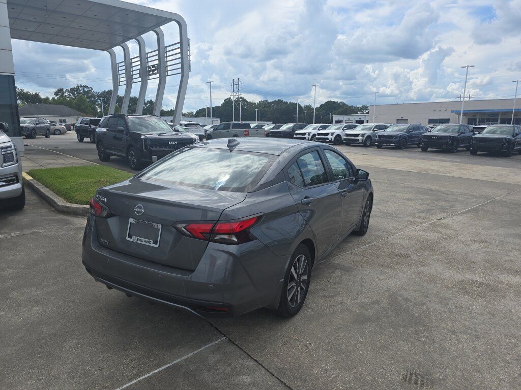 Used 2025 Nissan Versa SV w/ Trunk Package FWD image 6