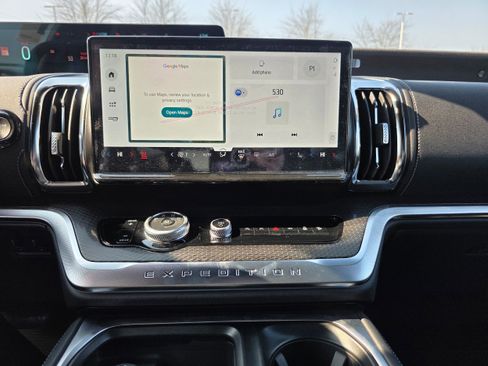 New 2026 Ford Expedition Max Platinum w/ Stealth Appearance Package image 16