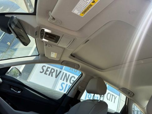 Used 2023 Honda Accord Touring image 13