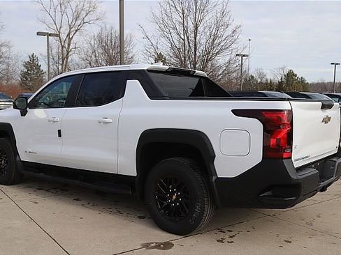 New 2024 Chevrolet Silverado EV W/T AWD/4WD image 5