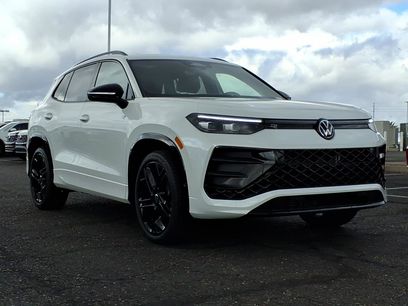 New 2026 Volkswagen Tiguan SE R-Line