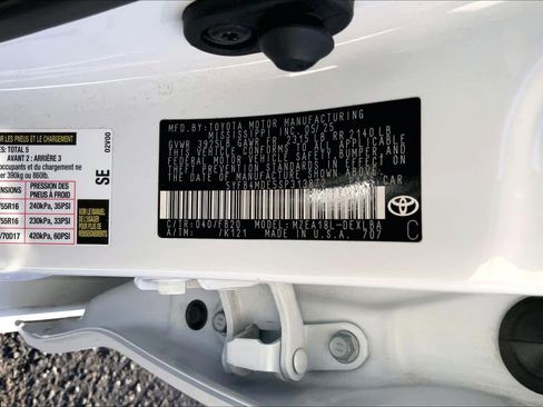 Used 2025 Toyota Corolla LE image 29