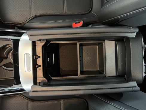 Certified 2025 Mercedes-Benz GLC 300 4MATIC image 10