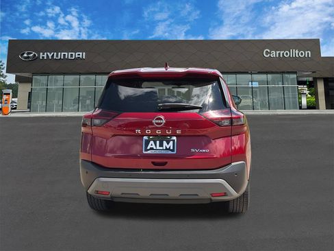 Used 2023 Nissan Rogue SV AWD/4WD image 6