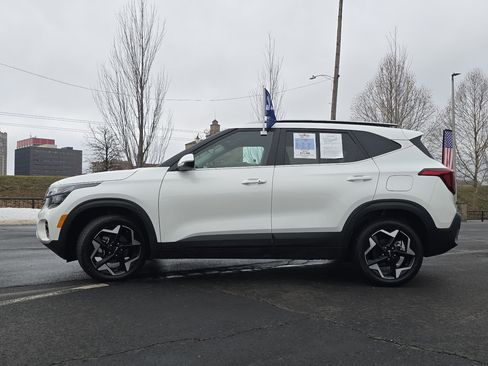 Used 2024 Kia Seltos EX image 22