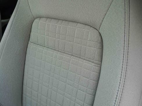 Certified 2026 Honda HR-V LX image 29